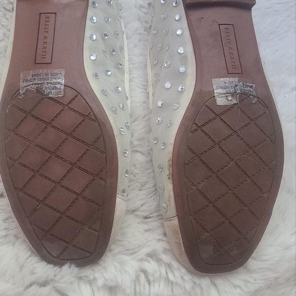 Kelly and Katie Sienna Flats Size 8 Nude - Picture 5 of 5